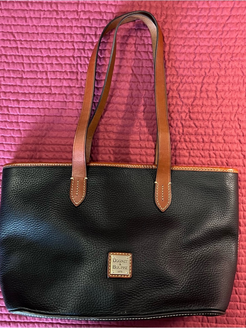 Dooney & Bourke Small Lexington Tote Pebble Grain Zipper Black w/ Tan Trim - EUC
